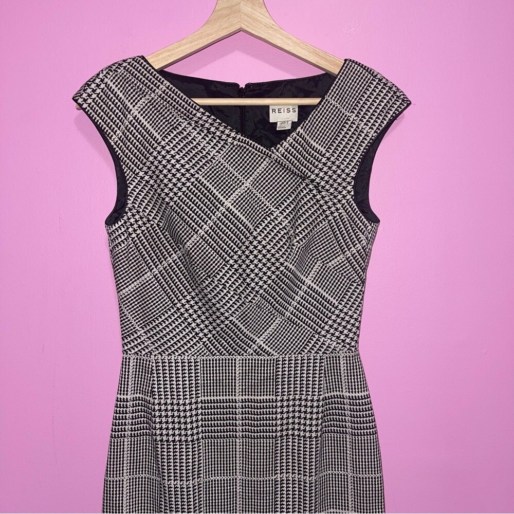 Reiss Dress Women's Size 4 US Ivory Black Houndstooth‎ Check Asymmetric Tailored - Picture 4 of 13